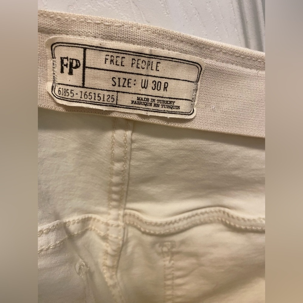 Free People | Penny | Pull-On Bell Bottom Flare Jeans | White | 30 - Picture 12 of 14